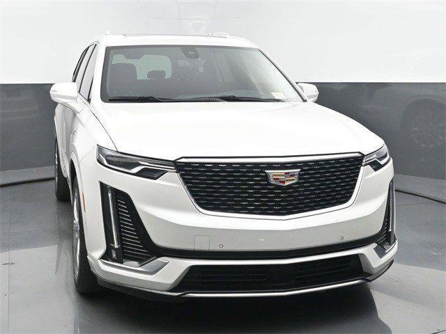 used 2022 Cadillac XT6 car, priced at $36,999