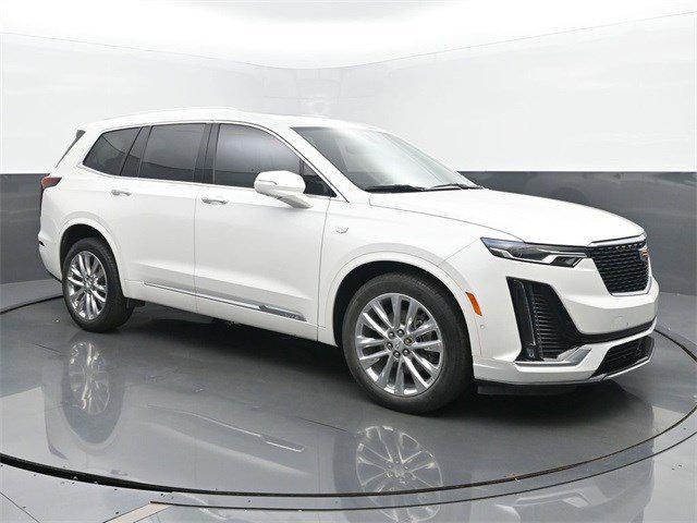 used 2022 Cadillac XT6 car, priced at $36,999