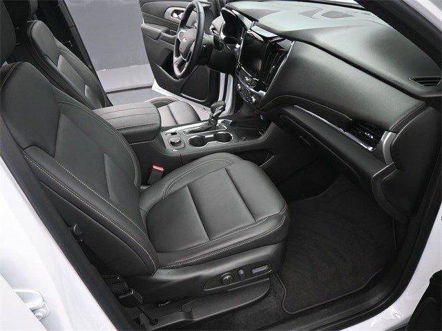 used 2023 Chevrolet Traverse car, priced at $33,999