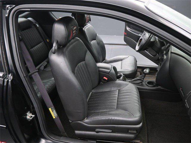used 2004 Chevrolet Monte Carlo car, priced at $14,900
