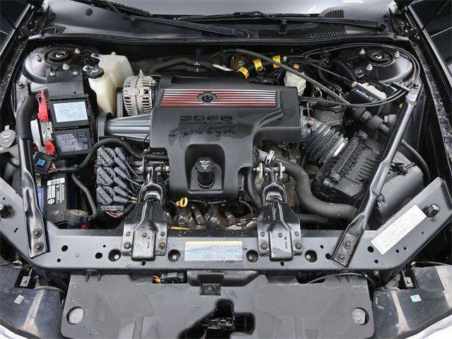 used 2004 Chevrolet Monte Carlo car, priced at $14,900
