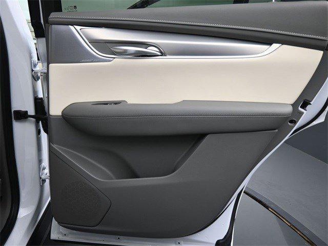 new 2025 Cadillac XT5 car, priced at $59,614