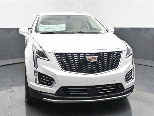 new 2025 Cadillac XT5 car, priced at $59,614