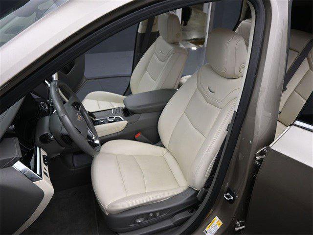 used 2022 Cadillac XT6 car, priced at $38,999