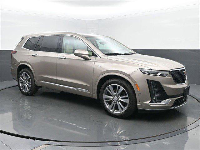 used 2022 Cadillac XT6 car, priced at $38,999