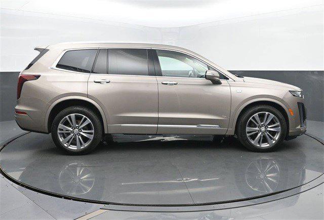used 2022 Cadillac XT6 car, priced at $38,999