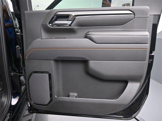 new 2025 GMC Sierra 2500 car, priced at $77,900