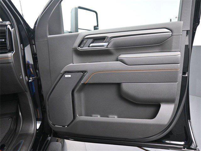 new 2025 GMC Sierra 2500 car, priced at $77,900