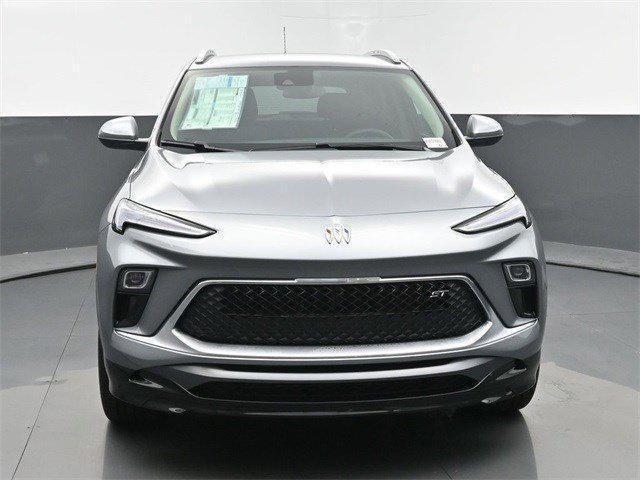 new 2025 Buick Encore GX car, priced at $29,305