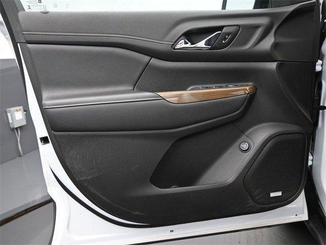 used 2022 GMC Acadia car, priced at $27,699