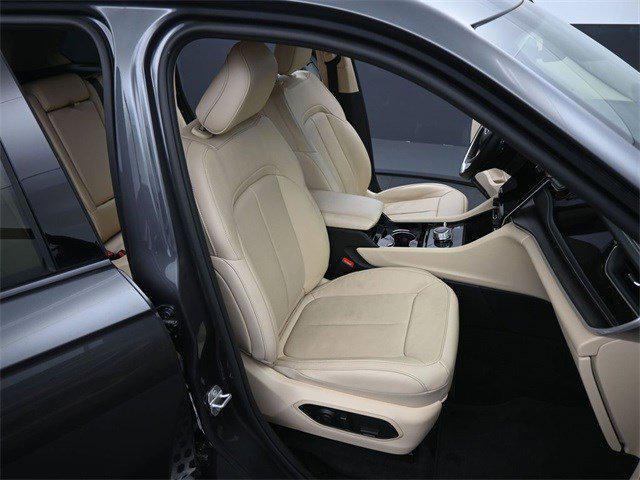 used 2022 Jeep Grand Cherokee car, priced at $33,999