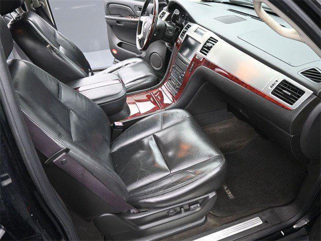 used 2008 Cadillac Escalade ESV car, priced at $9,900