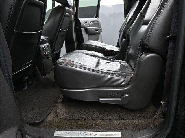 used 2008 Cadillac Escalade ESV car, priced at $9,900
