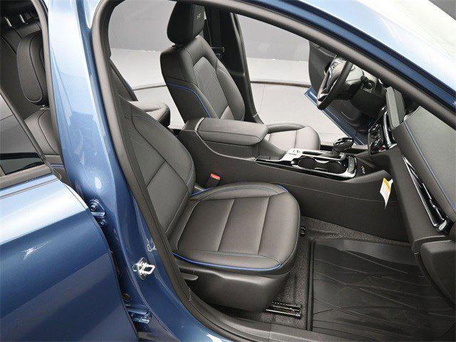 new 2025 Buick Envista car, priced at $30,815