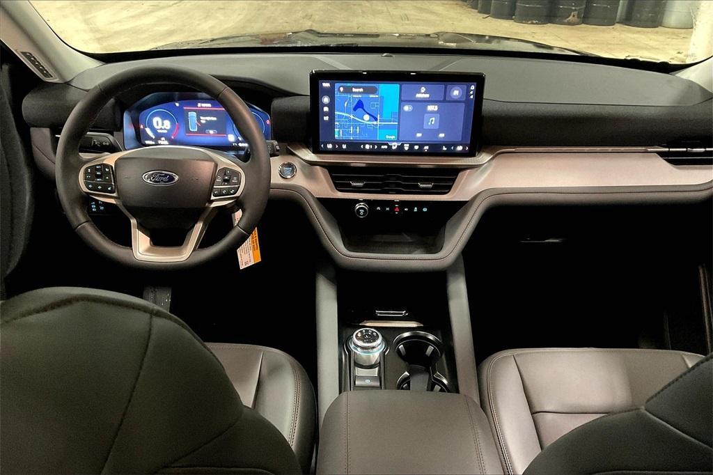 new 2025 Ford Explorer car, priced at $45,237