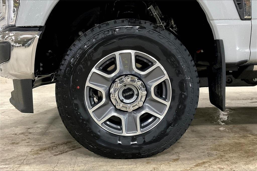 new 2025 Ford F-350 car, priced at $73,425