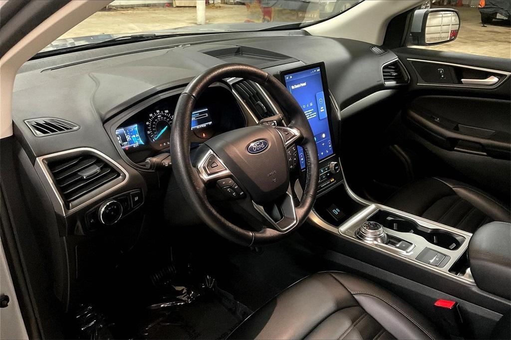 used 2024 Ford Edge car, priced at $23,819