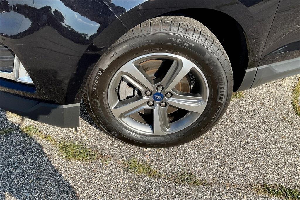 used 2022 Ford Edge car, priced at $26,146