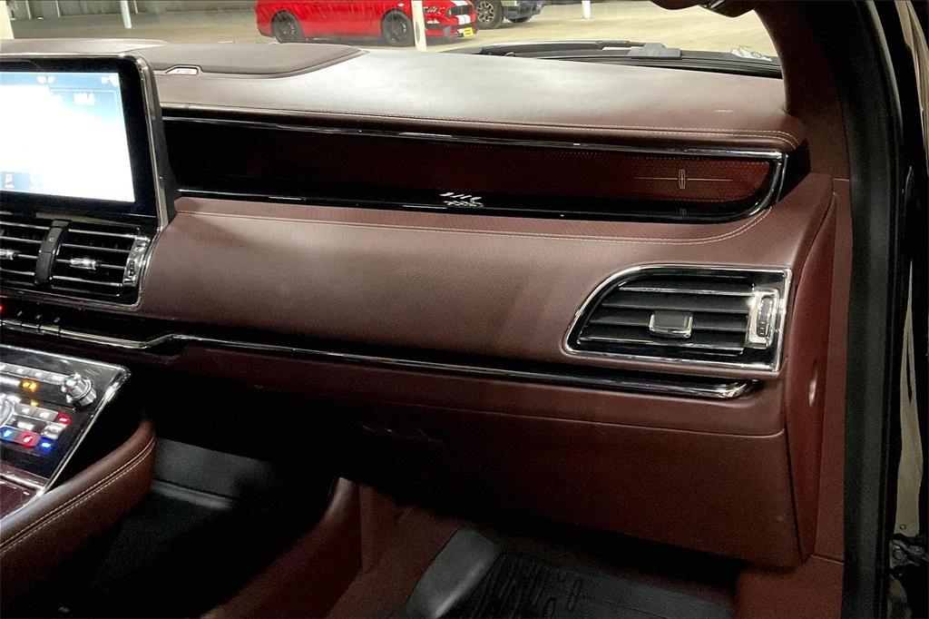 used 2019 Lincoln Navigator car, priced at $37,990