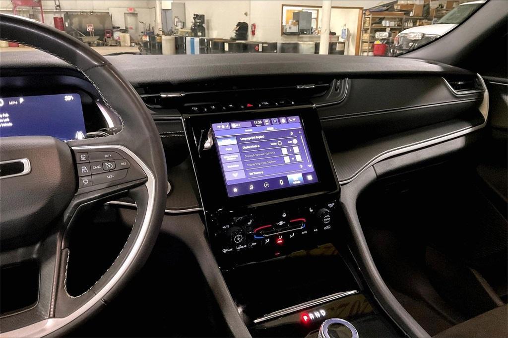 used 2023 Jeep Grand Cherokee car, priced at $26,814