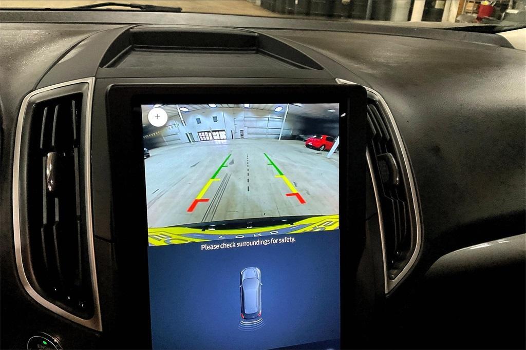 used 2024 Ford Edge car, priced at $23,994