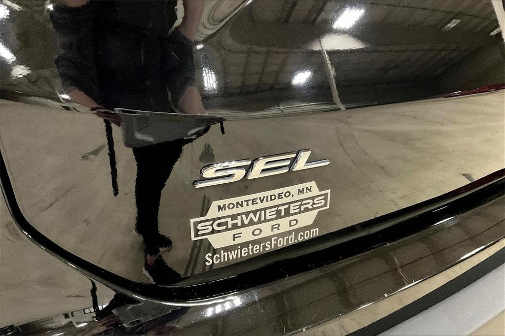 used 2024 Ford Edge car, priced at $23,994