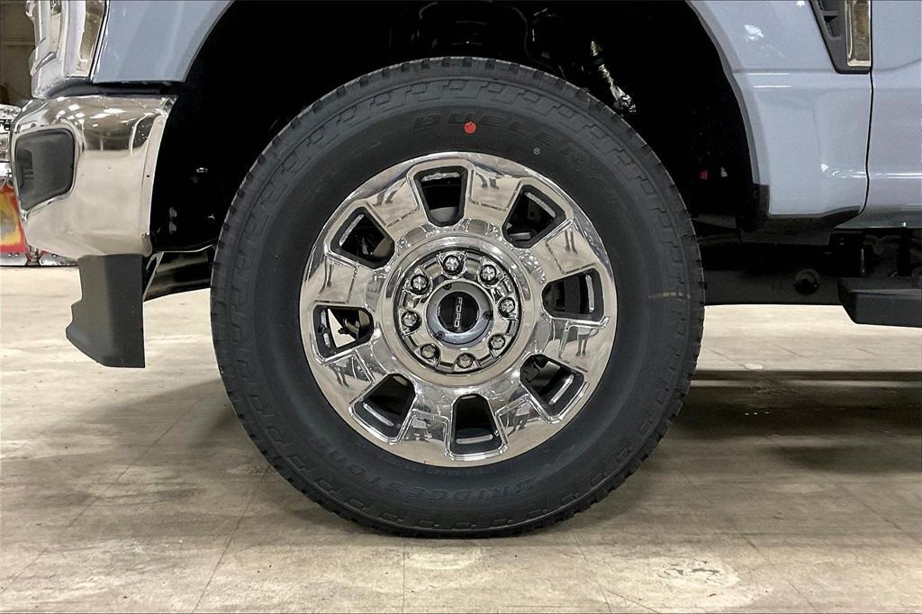 new 2025 Ford F-250 car, priced at $67,175