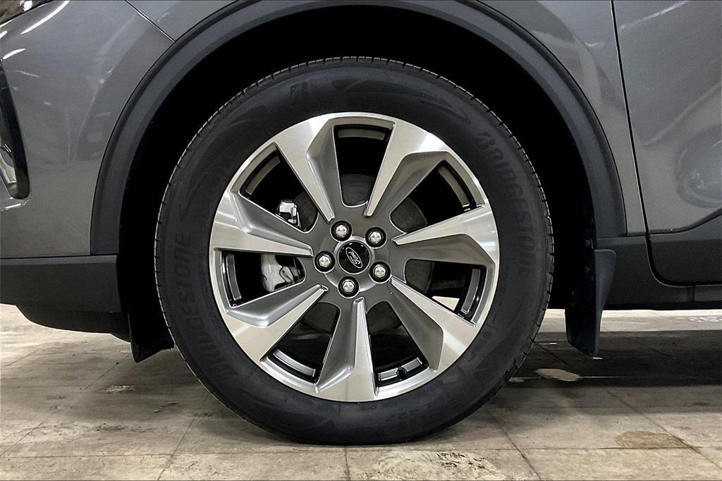 used 2023 Ford Escape car, priced at $29,885