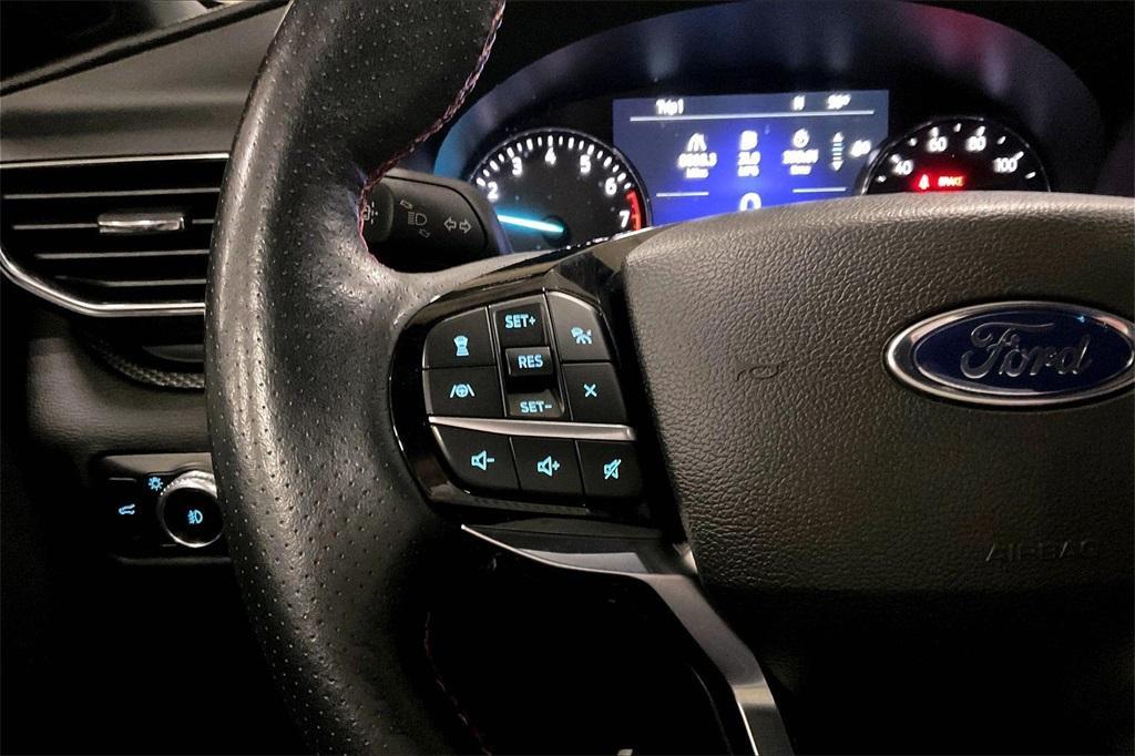 used 2023 Ford Explorer car, priced at $30,985