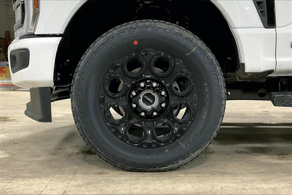 new 2025 Ford F-350 car, priced at $72,826