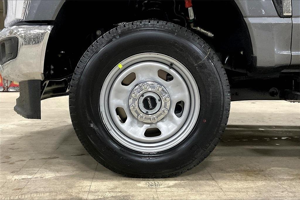 new 2025 Ford F-350 car, priced at $48,826