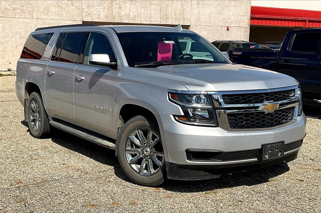 used 2016 Chevrolet Suburban car, priced at $13,500