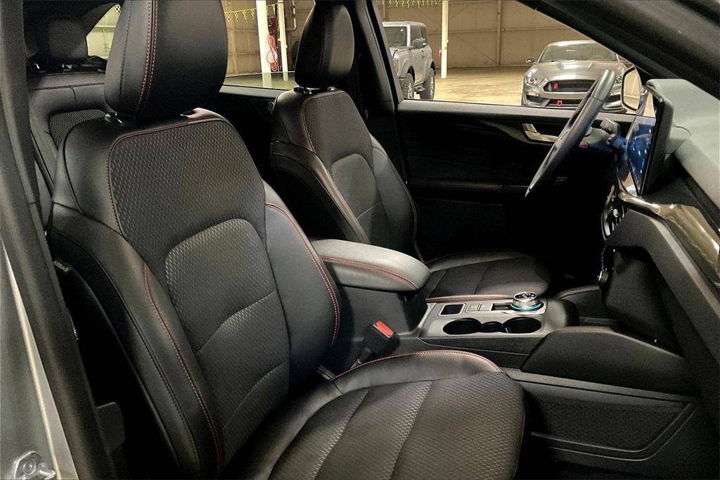 used 2023 Ford Escape car, priced at $29,369