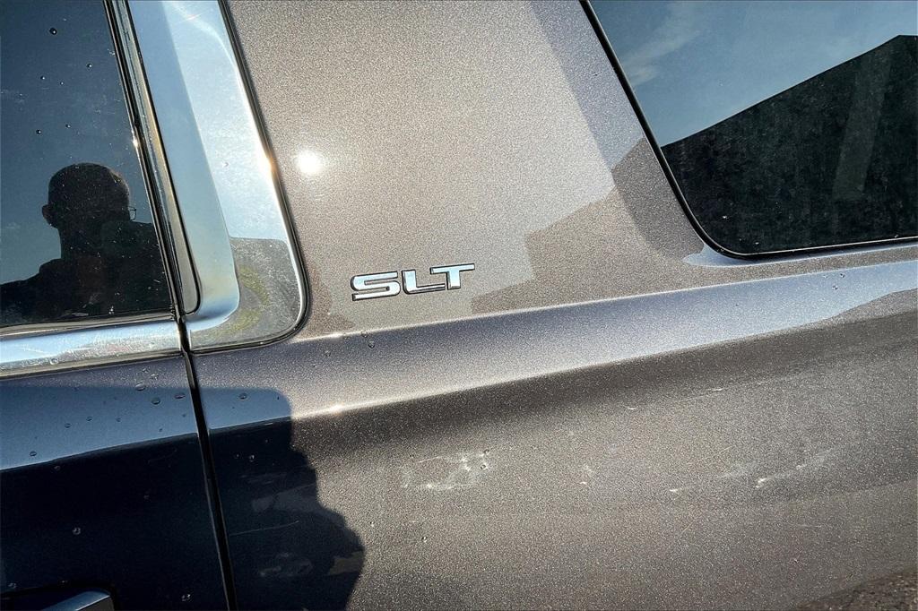 used 2015 GMC Yukon XL car, priced at $10,500