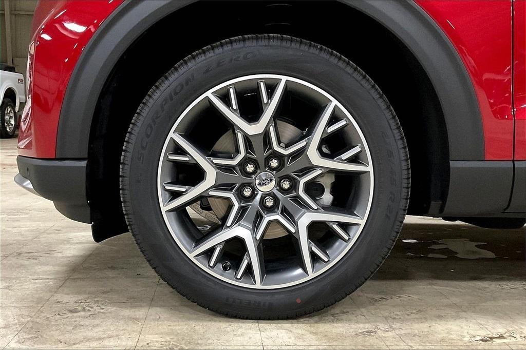 new 2025 Ford Explorer car, priced at $56,636