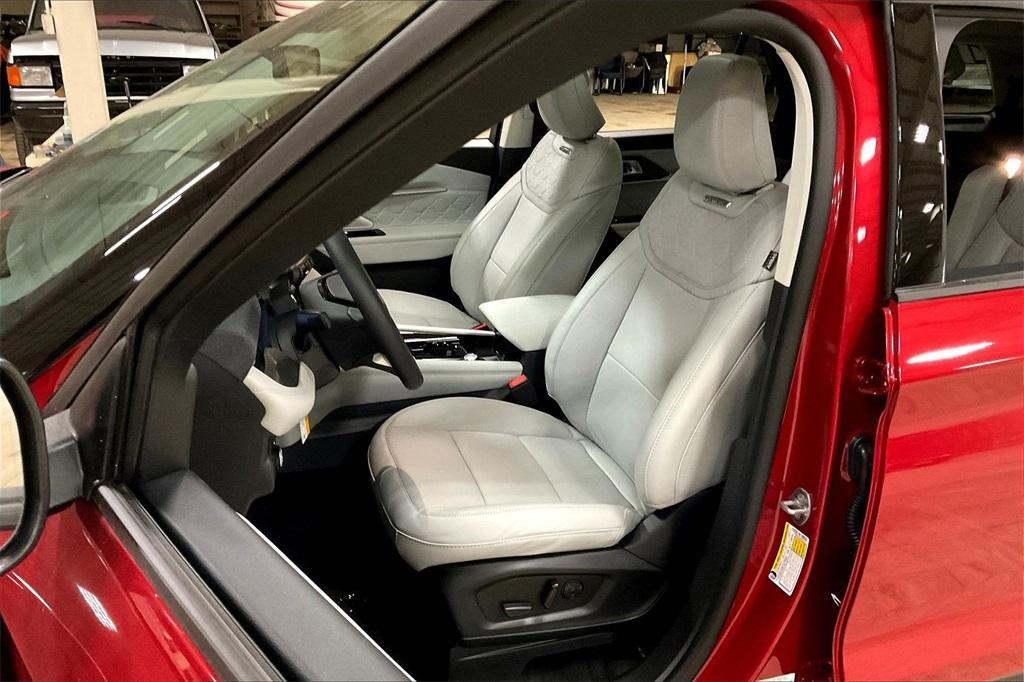 new 2025 Ford Explorer car, priced at $56,636