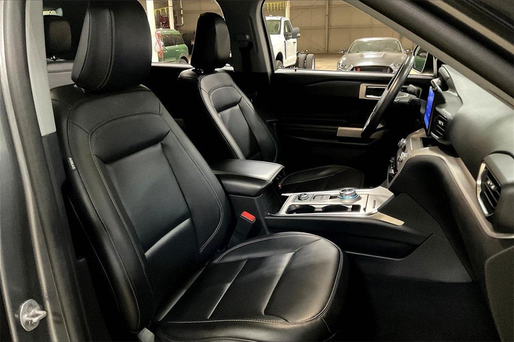 used 2023 Ford Explorer car, priced at $28,954