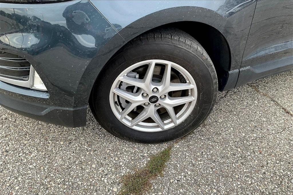 used 2024 Ford Edge car, priced at $28,785