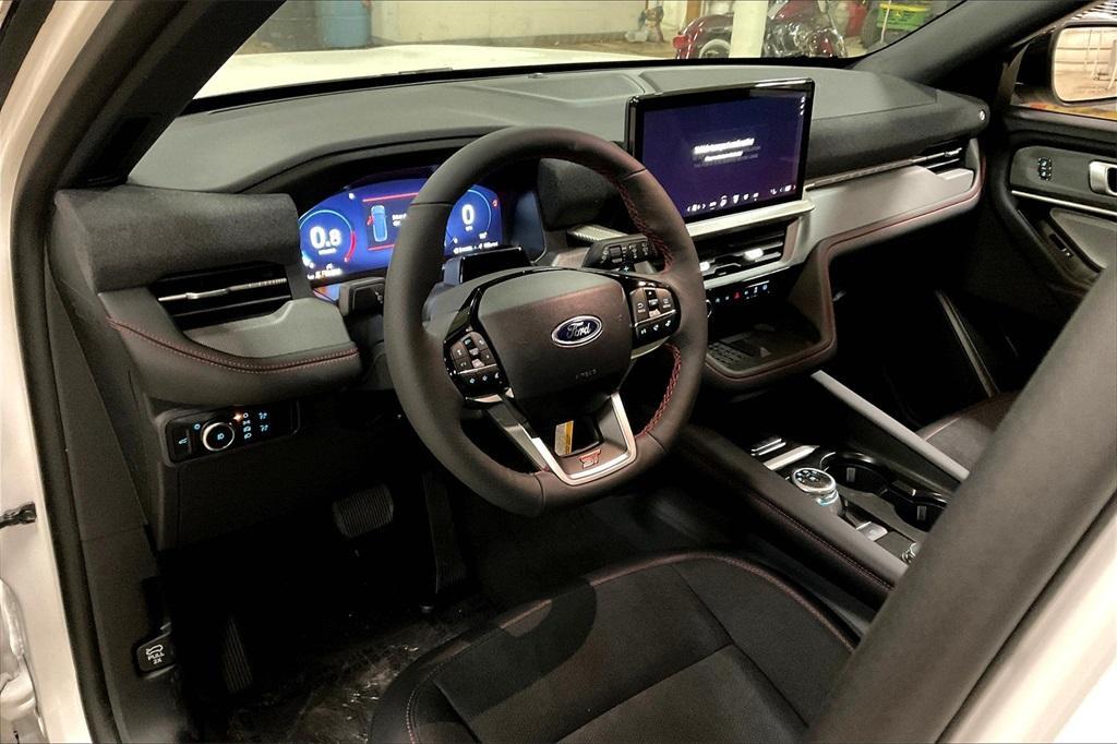 new 2025 Ford Explorer car, priced at $57,168