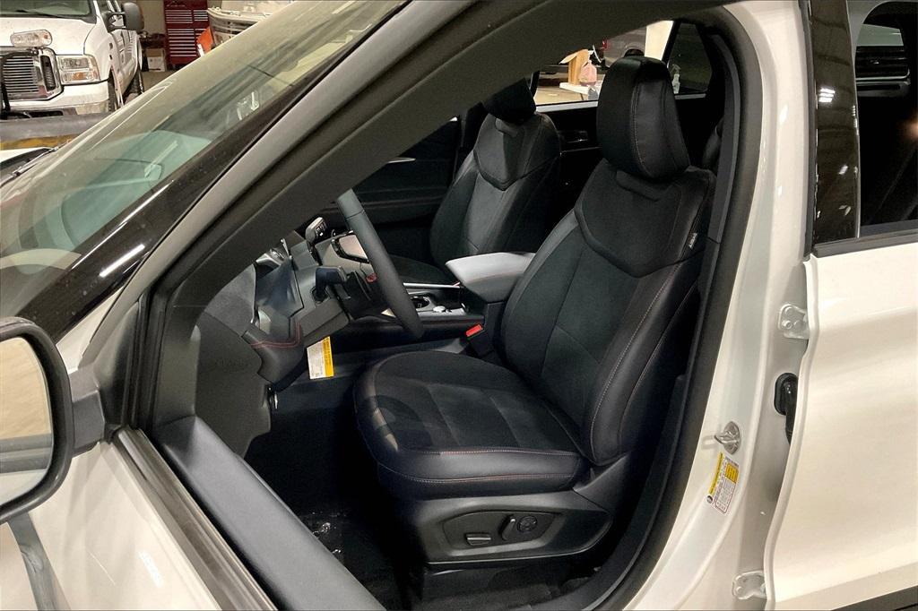 new 2025 Ford Explorer car, priced at $57,168