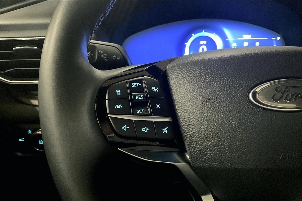 used 2022 Ford Explorer car, priced at $38,428