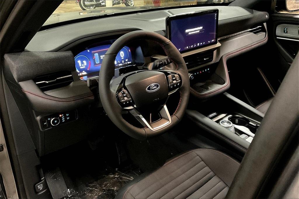 new 2025 Ford Explorer car, priced at $47,834