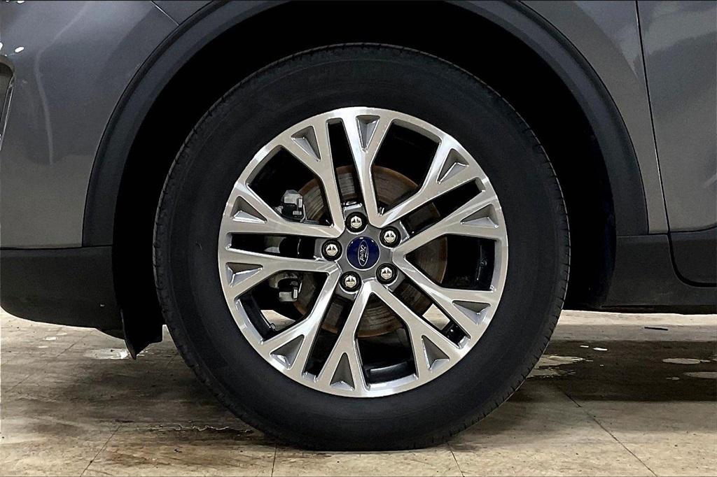 used 2022 Ford Escape car, priced at $20,586