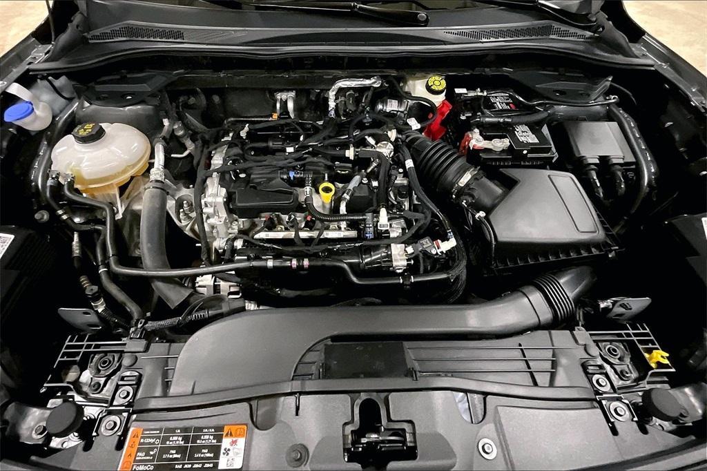 used 2022 Ford Escape car, priced at $20,586