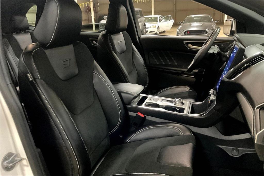 used 2023 Ford Edge car, priced at $31,361