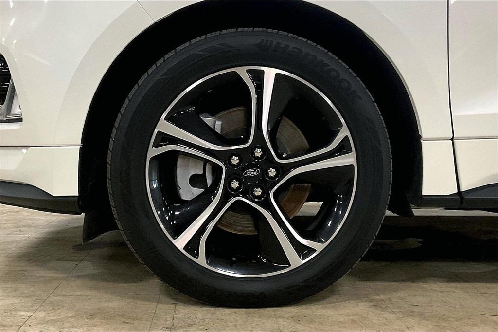used 2023 Ford Edge car, priced at $31,361