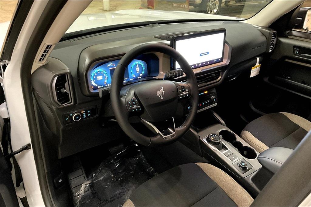 new 2025 Ford Bronco Sport car, priced at $30,452
