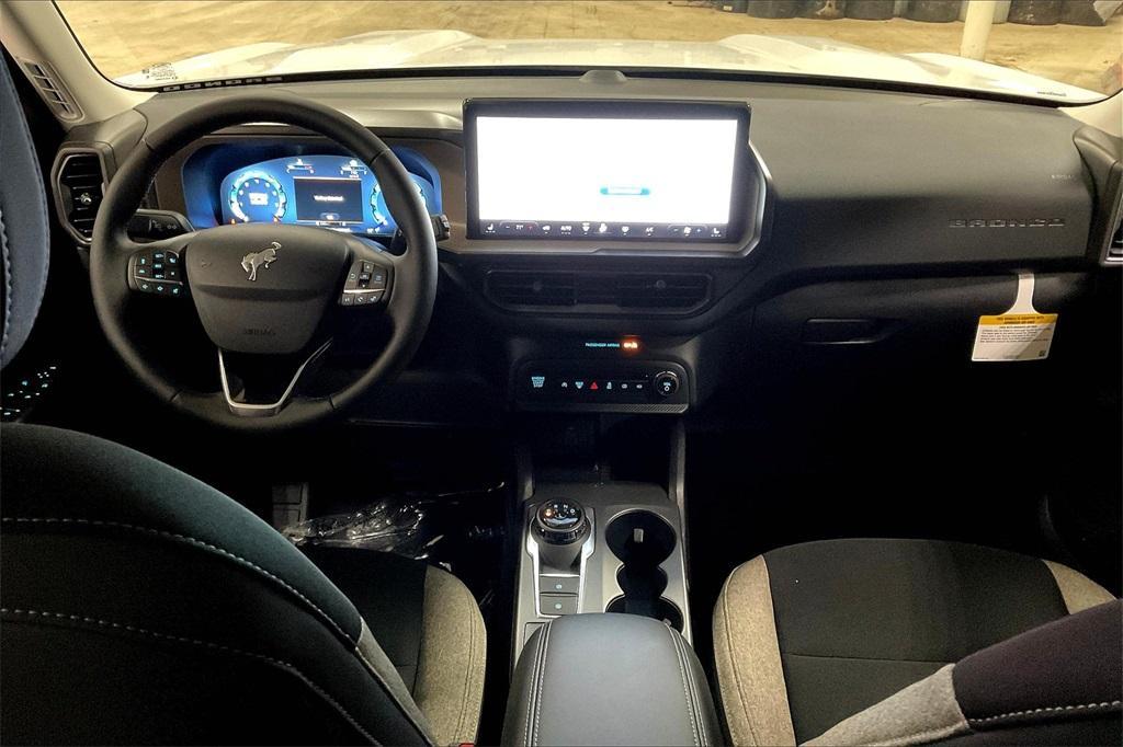 new 2025 Ford Bronco Sport car, priced at $30,452