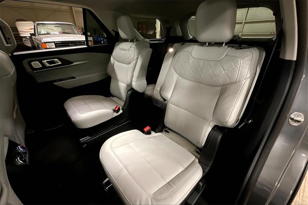 new 2025 Ford Explorer car, priced at $55,056
