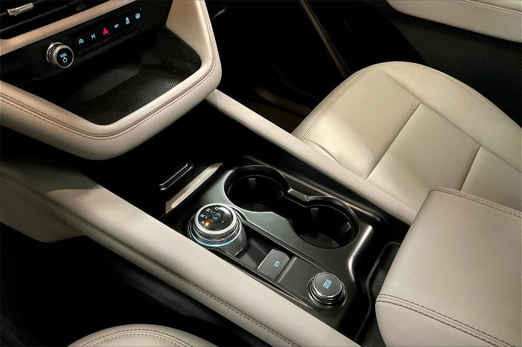 new 2025 Ford Explorer car, priced at $46,220